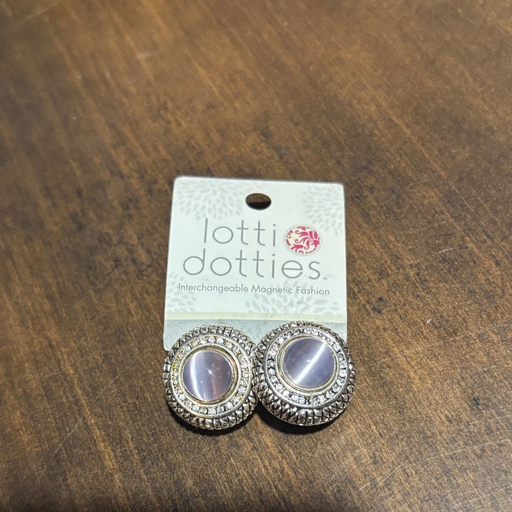 Lotti Dotties Silver and Gray Magnetic Earrings